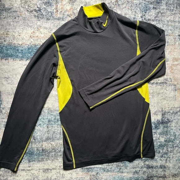 Nike Pro Men's Black and Yellow Dri-fit Combat FITTED - Picture 2 of 8